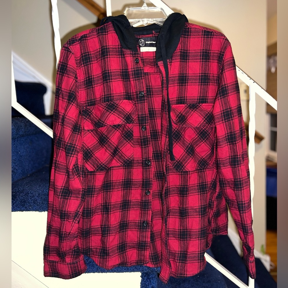 LARGE Men’s Red And Black Plaid Button Up Hoodie